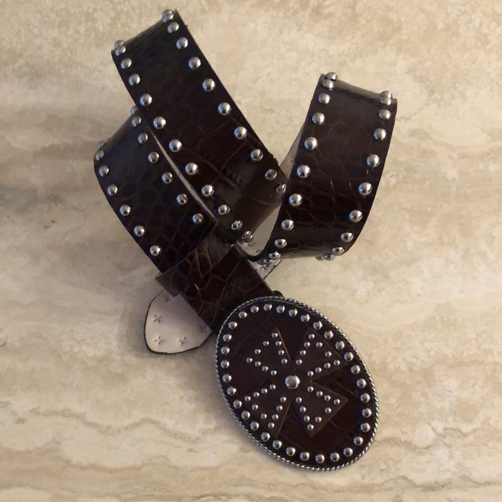 90’s/Y2K Leather Statement Brown Croc Embossed Belt with Silver Rivets